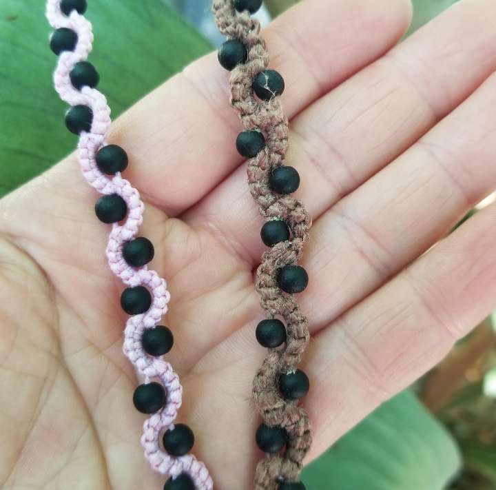 Waterfall bracelets in pink cotton and brown hemp with black beads
